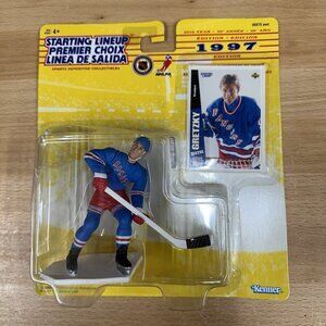 Kenner 1997 Edition Wayne Gretzky NHL New York Rangers Starting Lineup Figure
